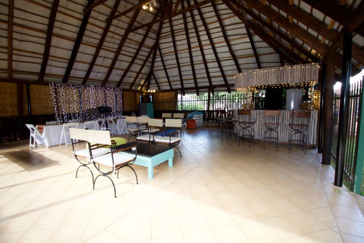 Flatdog Lodge Victoria Falls Eksteriør bilde
